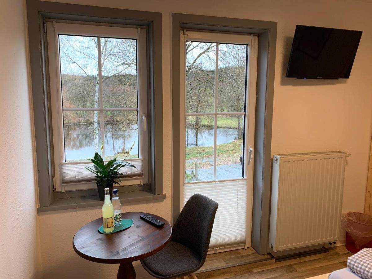 Landgasthof Wetteraperle Raila Exterior foto